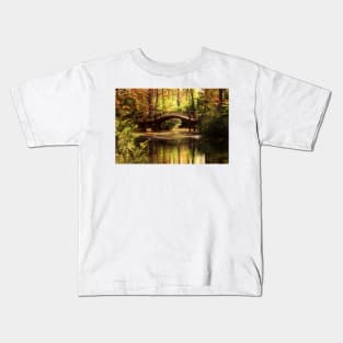 Crim Dell Bridge 2, College of William & Mary Kids T-Shirt